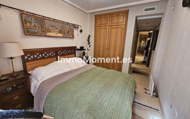 Resale - Apartment - Marbella - Las Chapas