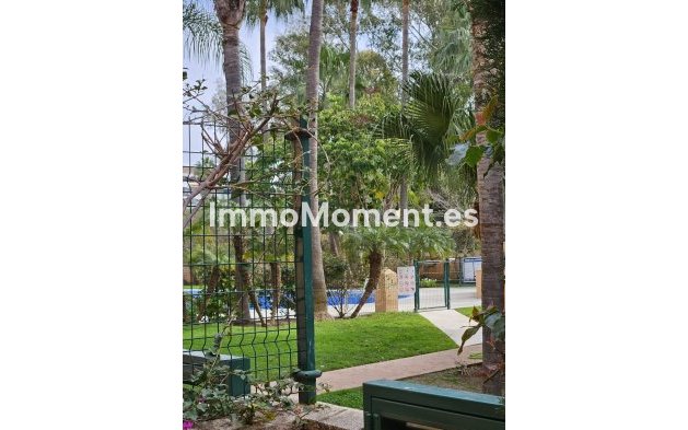 Resale - Apartment - Marbella - Las Chapas