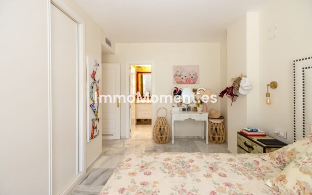 Reventa - Apartamento - Marbella - Nueva Andalucía