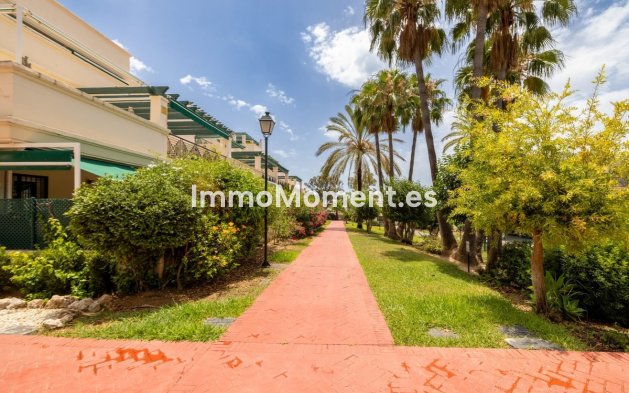 Reventa - Apartamento - Marbella - Nueva Andalucía