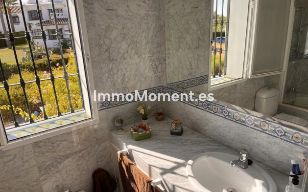 Revente - Maison mitoyenne - Estepona  - Estepona Centro