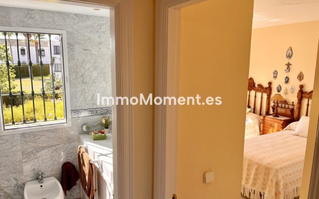 Revente - Maison mitoyenne - Estepona  - Estepona Centro