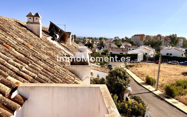 Revente - Maison mitoyenne - Estepona  - Estepona Centro