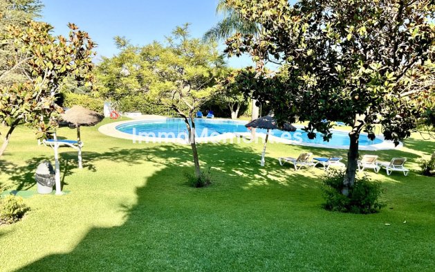 Revente - Maison mitoyenne - Estepona  - Estepona Centro