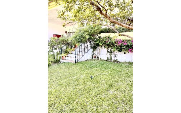 Revente - Maison mitoyenne - Estepona  - Estepona Centro