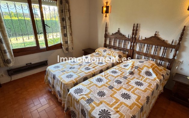 Bestaande woning - Villa - Estepona  - Estepona Centro