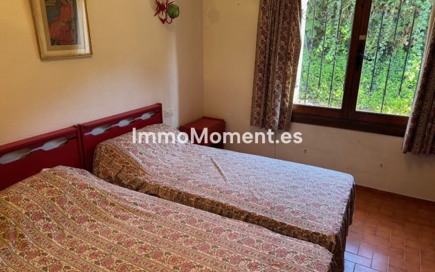 Bestaande woning - Villa - Estepona  - Estepona Centro