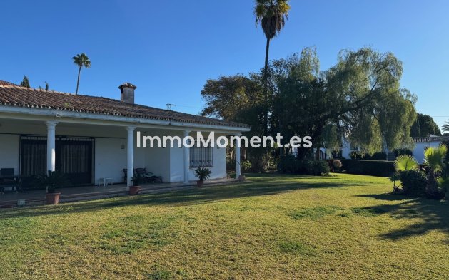 Bestaande woning - Villa - Estepona  - Estepona Centro