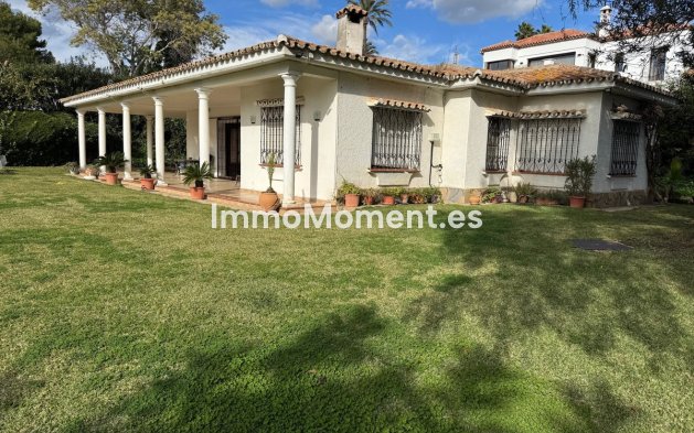 Bestaande woning - Villa - Estepona  - Estepona Centro