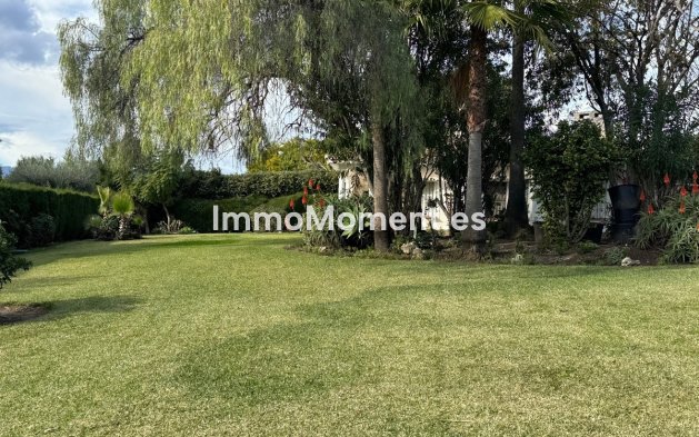 Bestaande woning - Villa - Estepona  - Estepona Centro