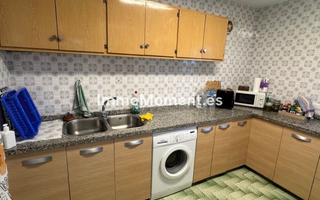 Bestaande woning - Villa - Estepona  - Estepona Centro