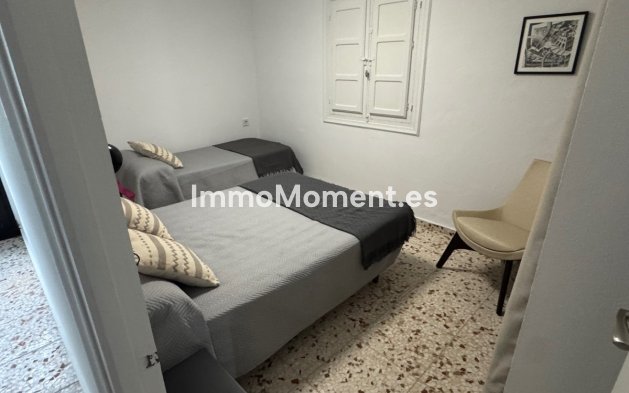 Bestaande woning - Villa - Estepona  - Estepona Centro