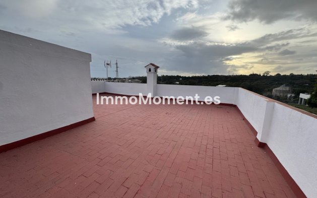 Bestaande woning - Villa - Estepona  - Estepona Centro