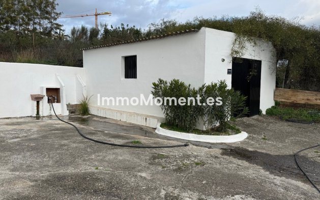 Bestaande woning - Villa - Estepona  - Estepona Centro