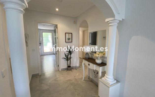 Wiederverkauf - Wohnung - Marbella - Nueva Andalucía