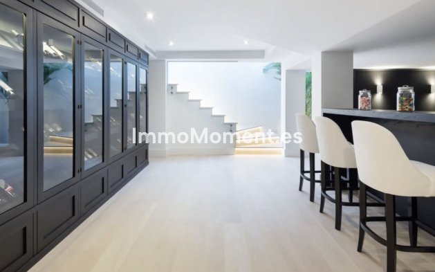 Wiederverkauf - Villa - Marbella - Aloha