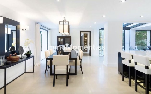 Wiederverkauf - Villa - Marbella - Aloha