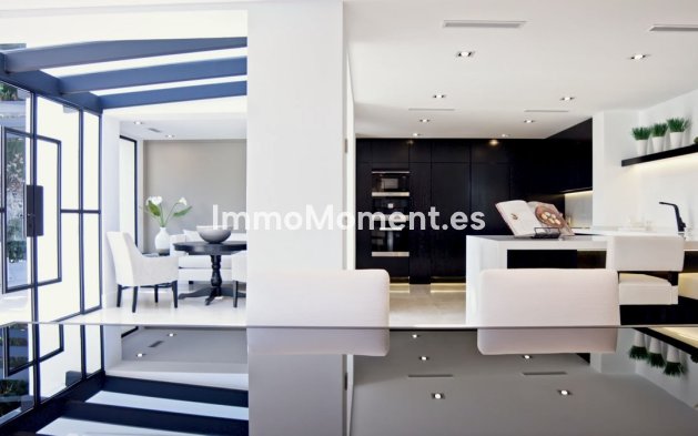 Wiederverkauf - Villa - Marbella - Aloha