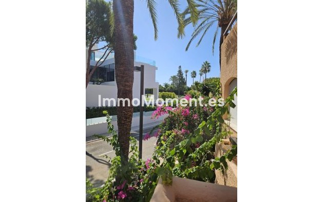 Revente - Maison mitoyenne - Estepona  - Atalaya
