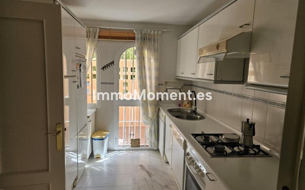 Revente - Maison mitoyenne - Estepona  - Atalaya