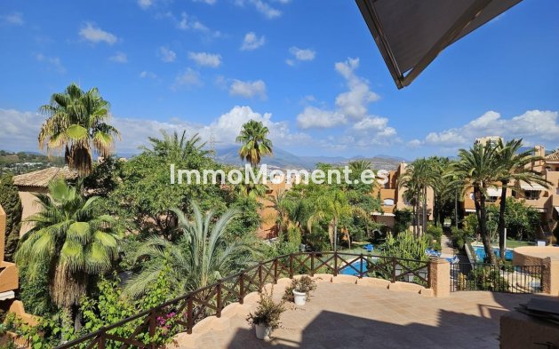 Revente - Maison mitoyenne - Estepona  - Atalaya