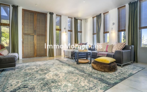 Resale - Villa - Inland  - Monda