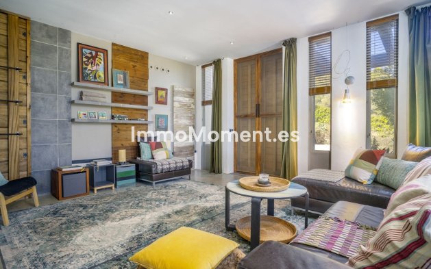 Resale - Villa - Inland  - Monda