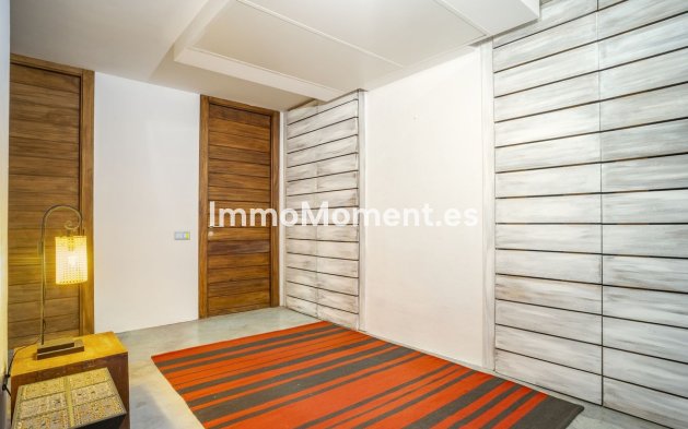 Resale - Villa - Inland  - Monda