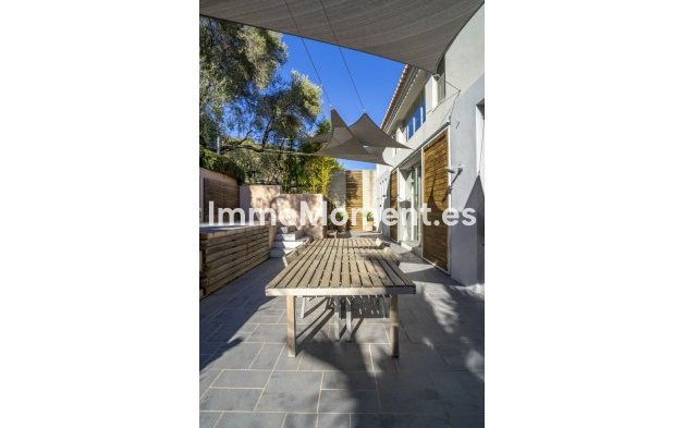 Resale - Villa - Inland  - Monda