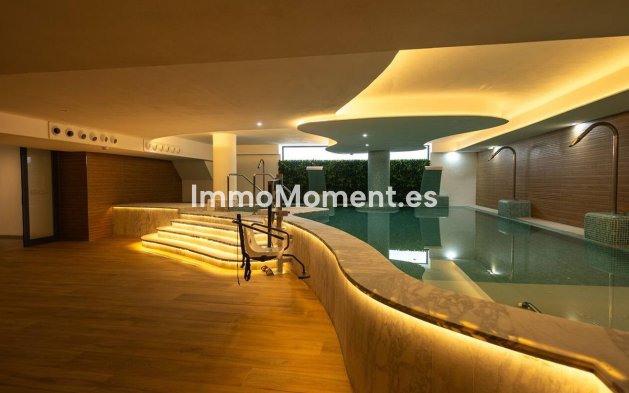 Resale - Apartment - Mijas - Calanova Golf
