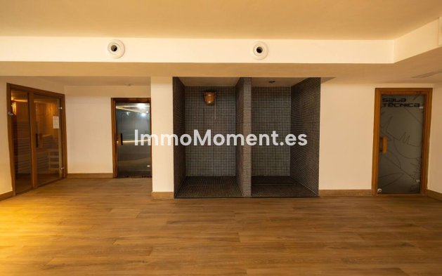 Resale - Apartment - Mijas - Calanova Golf