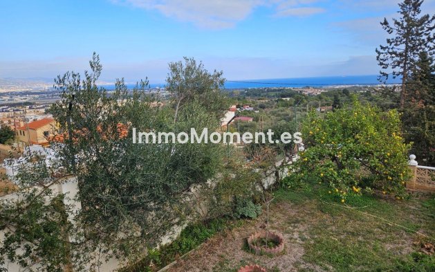 Wiederverkauf - Villa -   Inländisch - Churriana