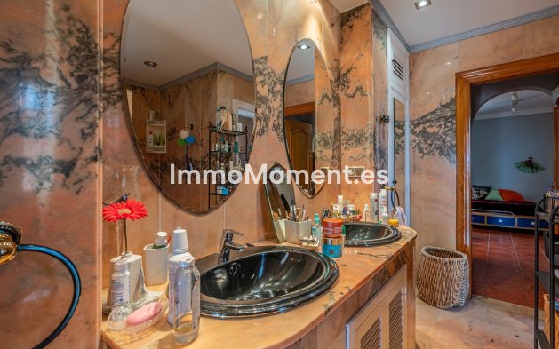 Revente - Villa - Benalmadena - Benalmadena Centro