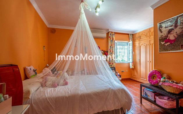 Revente - Villa - Benalmadena - Benalmadena Centro