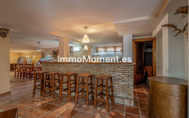 Revente - Villa - Benalmadena - Benalmadena Centro