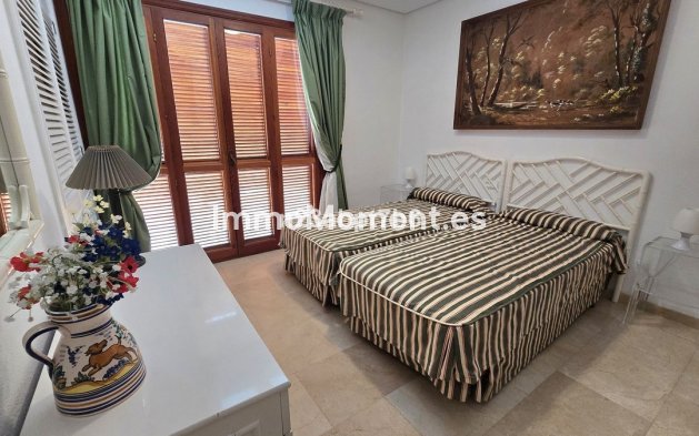 Revente - Appartement - Marbella - Nueva Andalucía