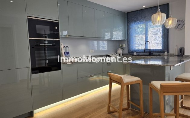 Revente - Maison mitoyenne - Intérieur                       - Istán