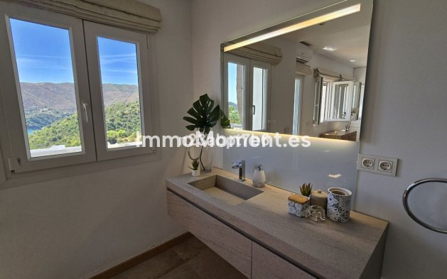 Revente - Maison mitoyenne - Intérieur                       - Istán