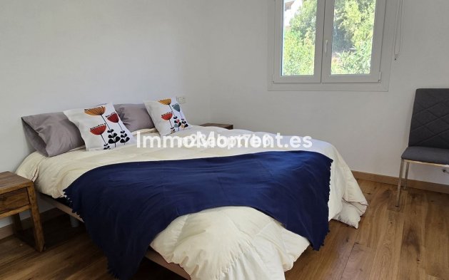 Revente - Maison mitoyenne - Intérieur                       - Istán