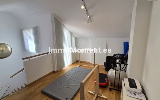 Revente - Maison mitoyenne - Intérieur                       - Istán