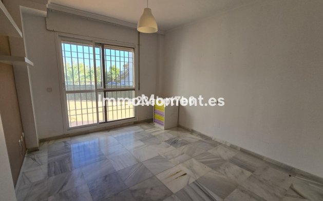 Revente - Appartement - Marbella - Nueva Andalucía