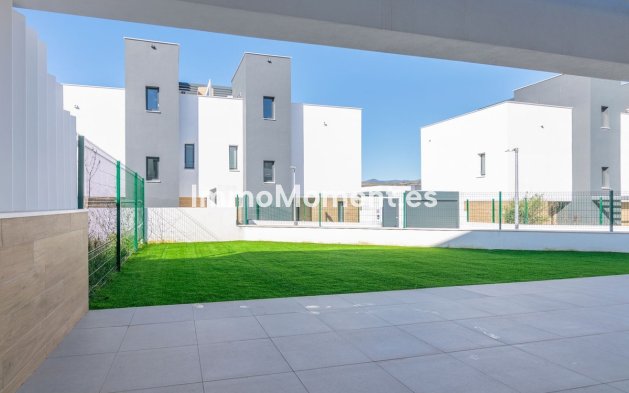 Wiederverkauf - Villa - Estepona  - Atalaya