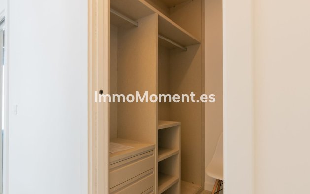 Wiederverkauf - Villa - Estepona  - Atalaya