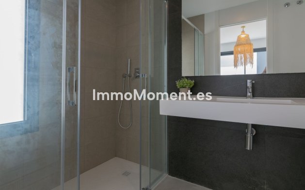 Wiederverkauf - Villa - Estepona  - Atalaya