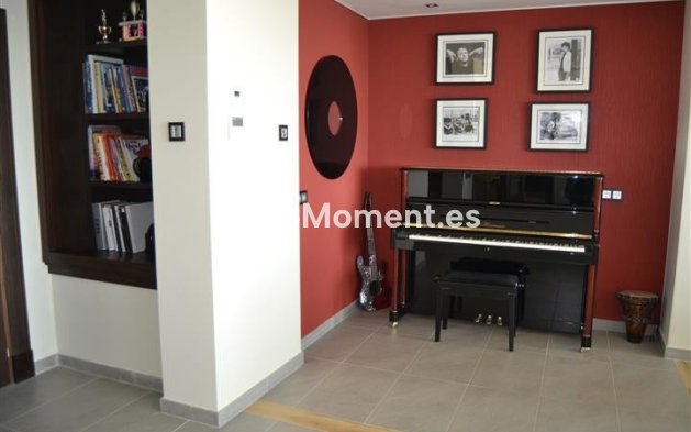 Revente - Villa - Manilva - La Duquesa