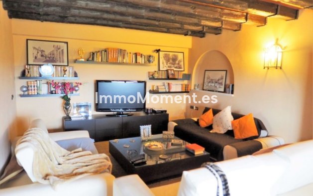 Reventa - Villa - Estepona  - Estepona Centro