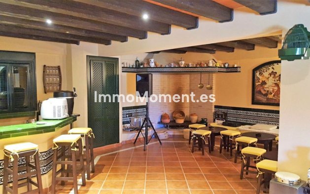 Reventa - Villa - Estepona  - Estepona Centro