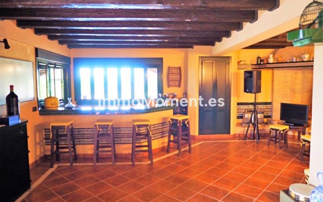 Reventa - Villa - Estepona  - Estepona Centro
