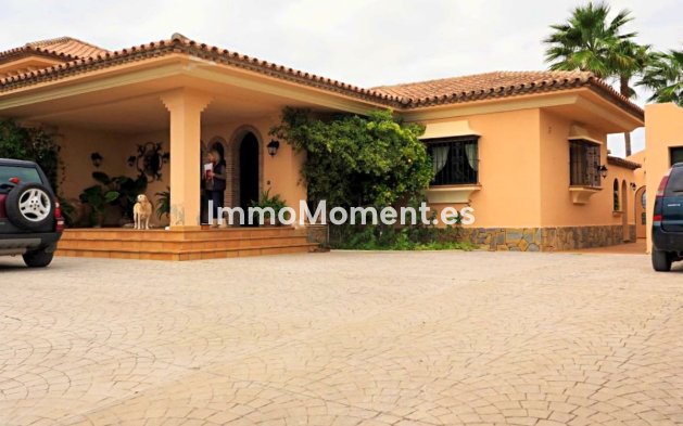 Reventa - Villa - Estepona  - Estepona Centro