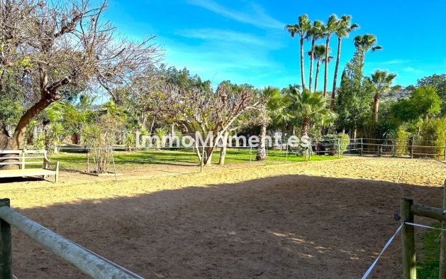 Wiederverkauf - Landhaus - Estepona  - Estepona Centro